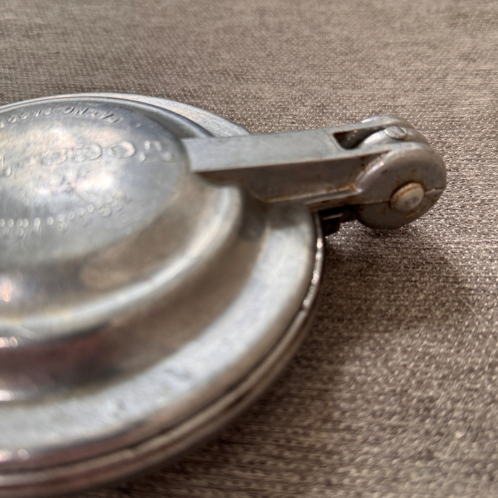 Vintage Toas-Tite Sandwich Toaster Cast Aluminum Pie Iron Campfire Tool Bakelite - Picture 11 of 17